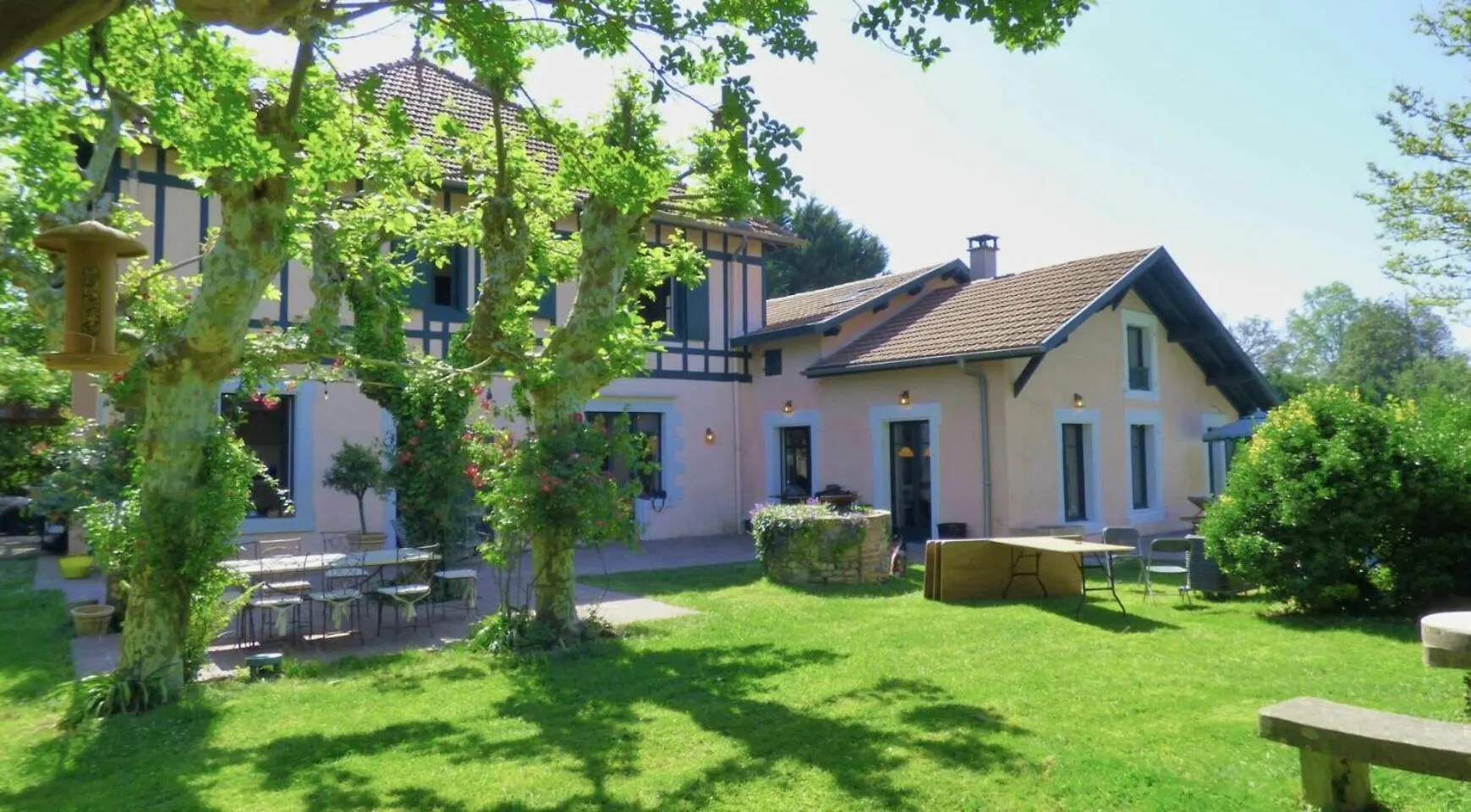 Elegante Maison De Maitre Avec Piscine Et Parc A Biarritz France