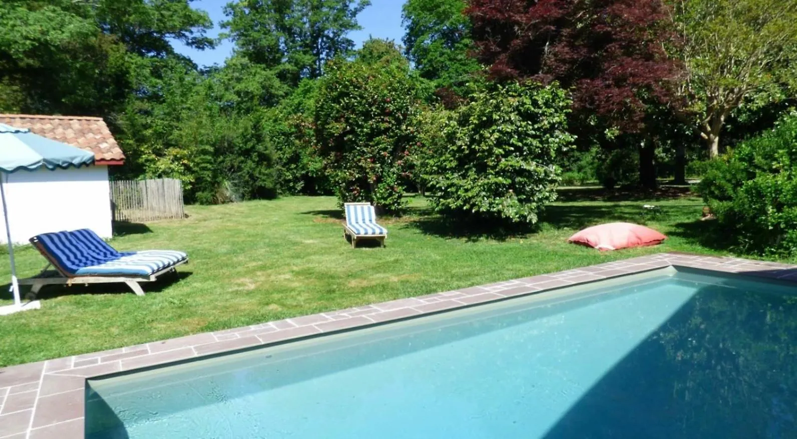 Elegante Maison De Maitre Avec Piscine Et Parc A Biarritz France