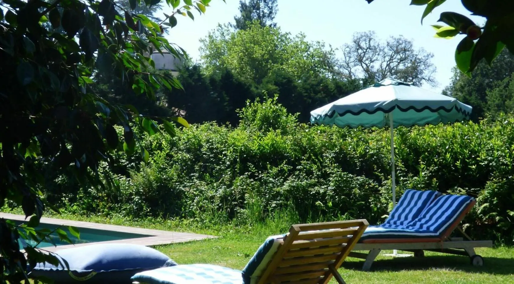 Elegante Maison De Maitre Avec Piscine Et Parc A Biarritz